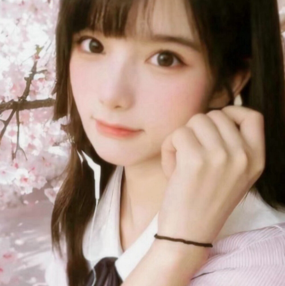 调了一点这个樱花妹