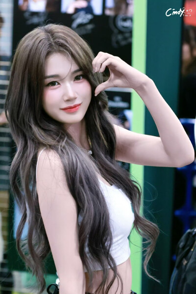 孔裕彬 S8
cr.Bin_C1ndy_u