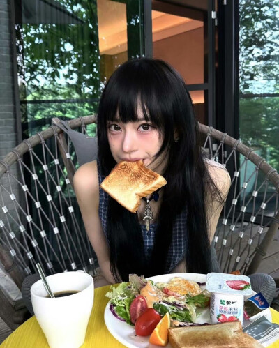 柳多恋