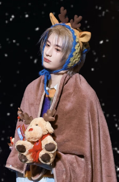 金桐儇leehan