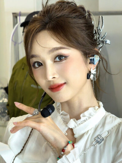 吴宣仪