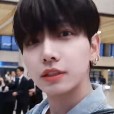 ，，。。。
