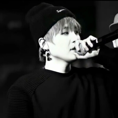 亲爱的，你在哭什么？