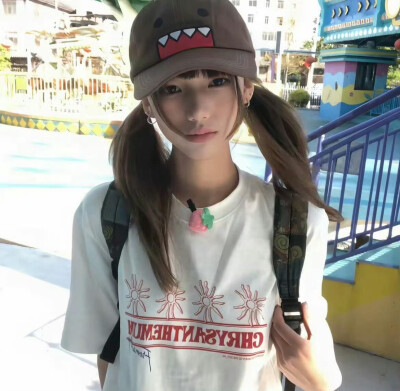 美女