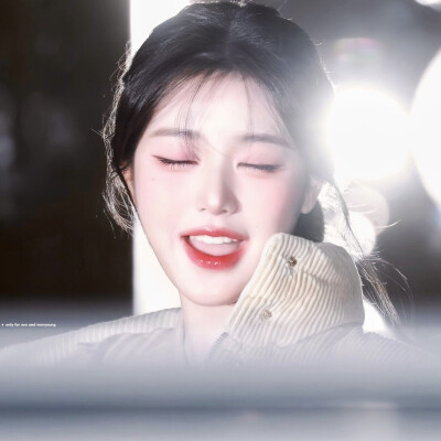 Daisy_Lnn | 张元英 