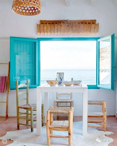 不管别人怎么说
No matter what anybody tells you
文字和语言的确能改变世界
words and ideas can change the world
我们读诗写诗 并不是因为它好玩
We don't read and write poetry because it's cute.
我们读诗写…