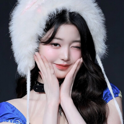Daisy_Lnn | 张元英