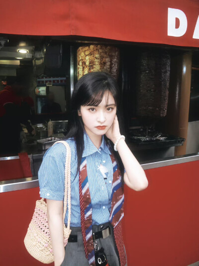 沈月