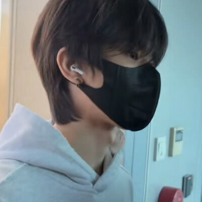 机场男神的复出