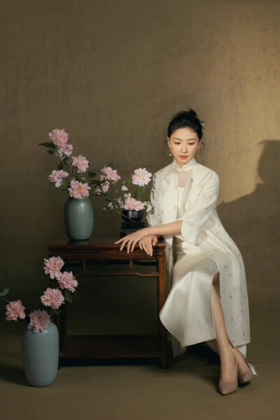 万茜