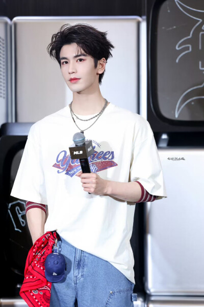 cr.见水印