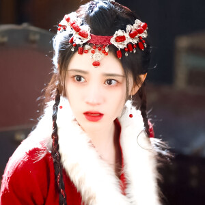 鞠婧祎