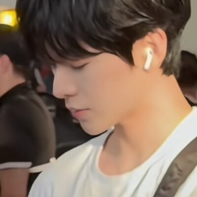 yushi