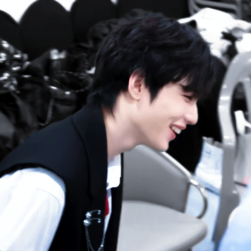 ੯‧̀͡u\边牧小狗੯‧̀͡u\