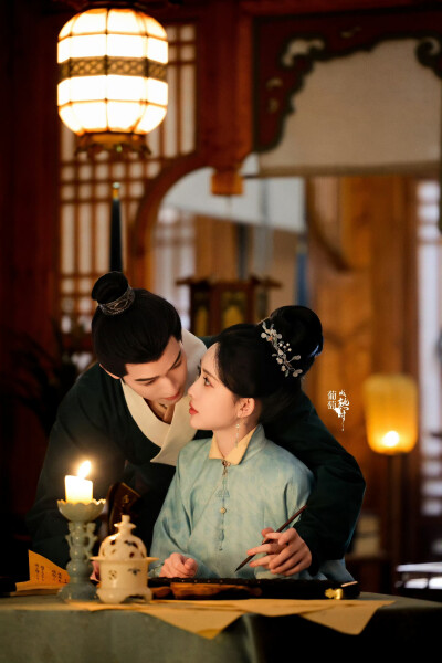 九重紫 昭昭墨墨
窦昭 孟子义 x 宋墨 李昀锐
