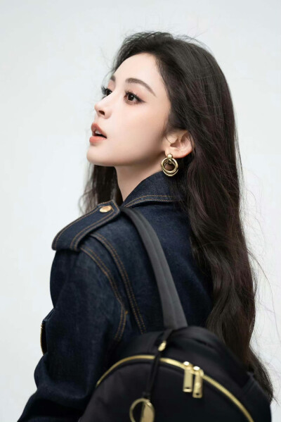 娜扎