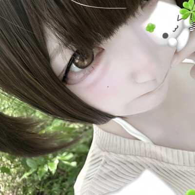 ✰