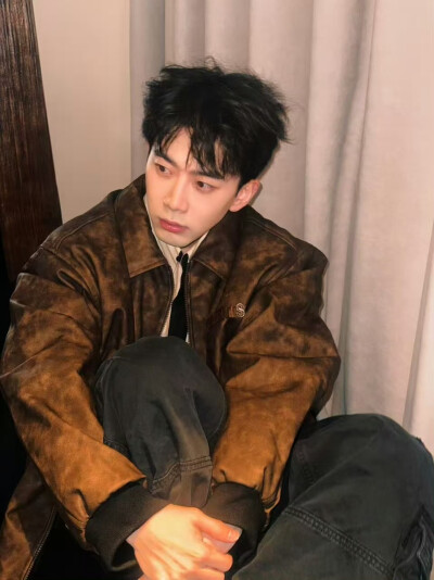 费启鸣