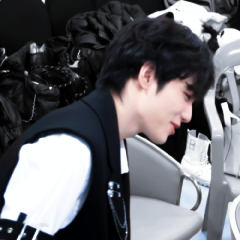 ੯‧̀͡u\边牧小狗੯‧̀͡u\