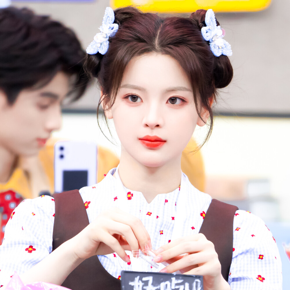 杨超越