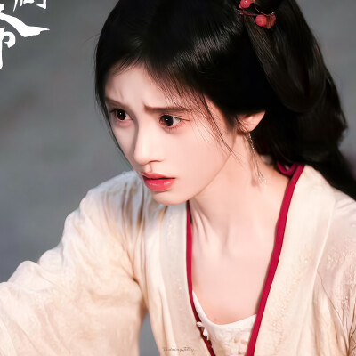 鞠婧祎