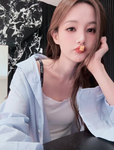 李一桐