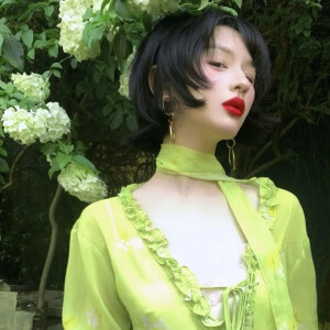 女头
