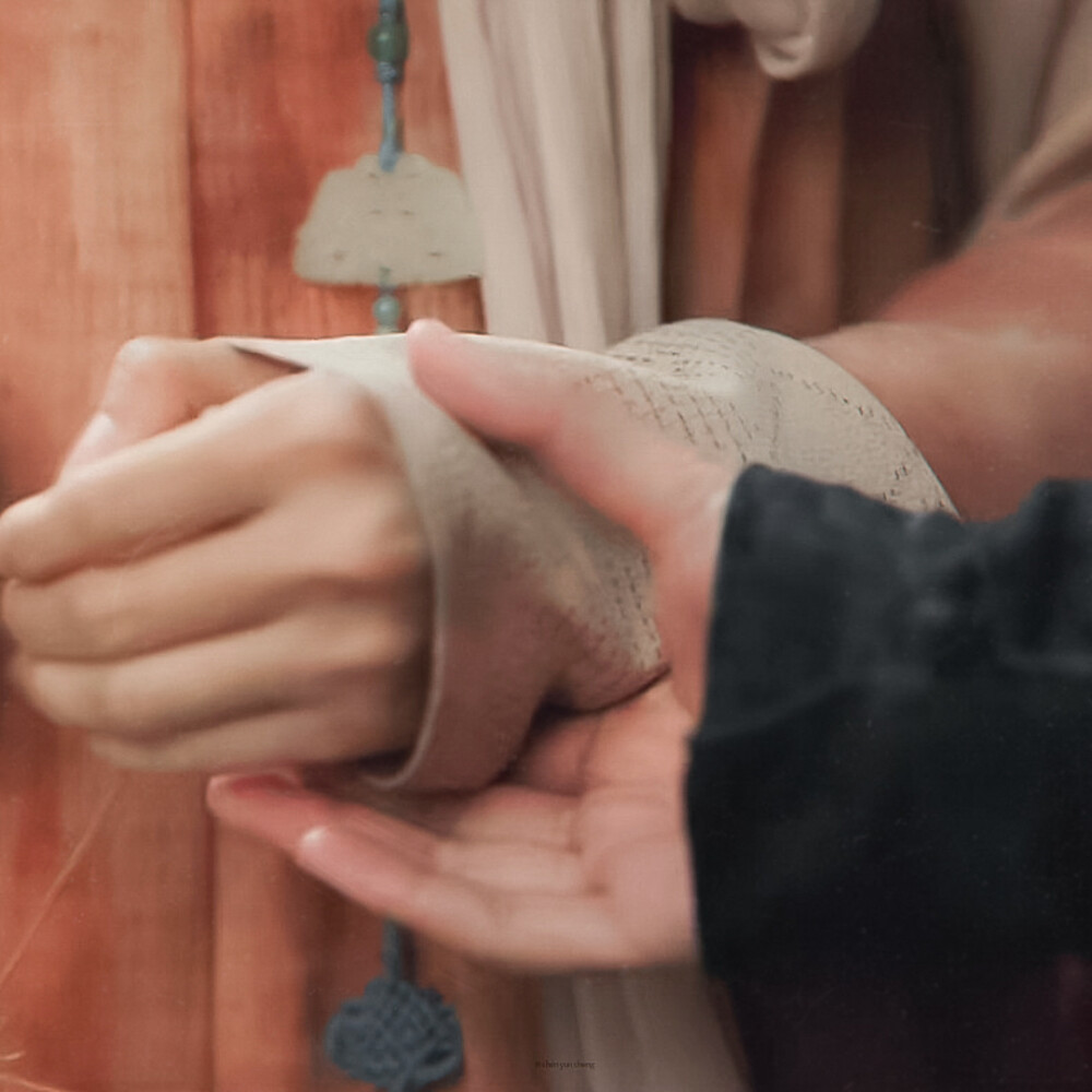 故事鲜艳 而缘分却太浅…