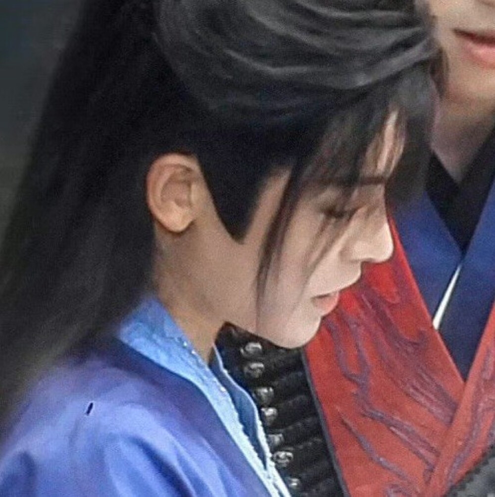 一场雨把我困在这里