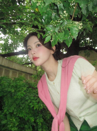 杨超越青苹果这组图太权威了