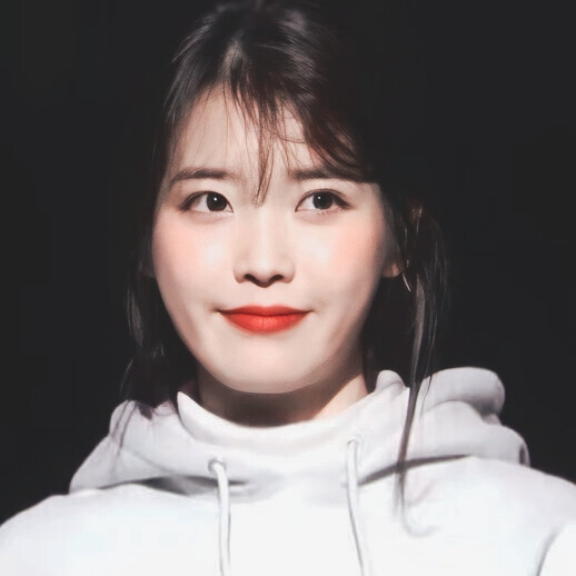 李知恩IU