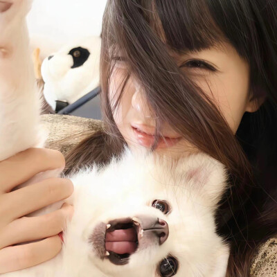 抱宠物女头