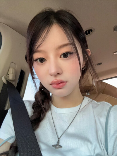 ILLIT MINJU