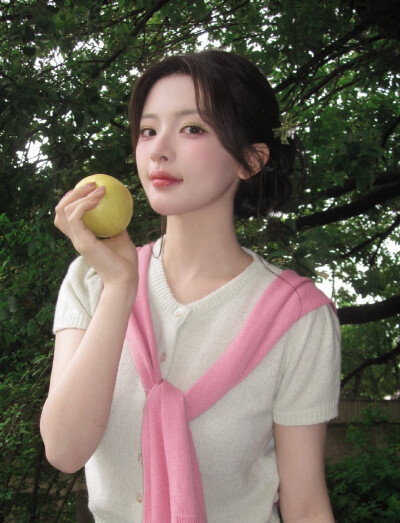 杨超越青苹果这组图太权威了