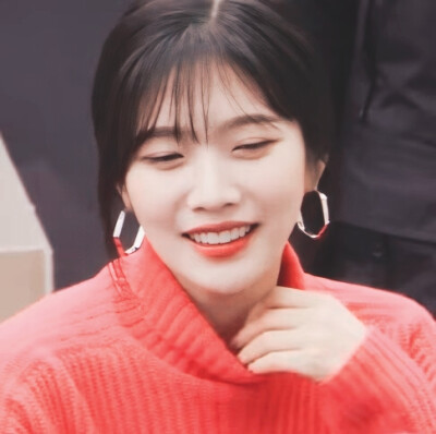 朴秀荣Joy