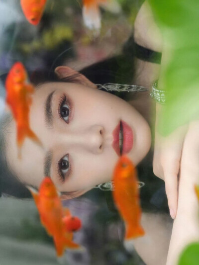林允