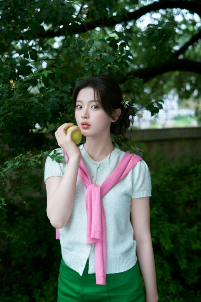 杨超越