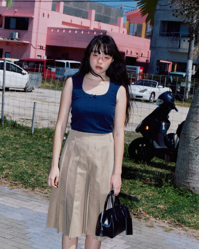 世理奈