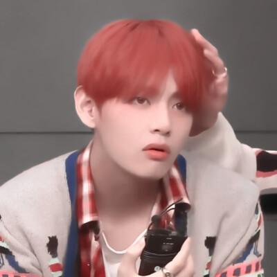 草莓小猪
（是我们睡铃的可二改！！）