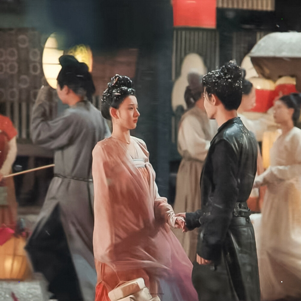 故事鲜艳 而缘分却太浅…