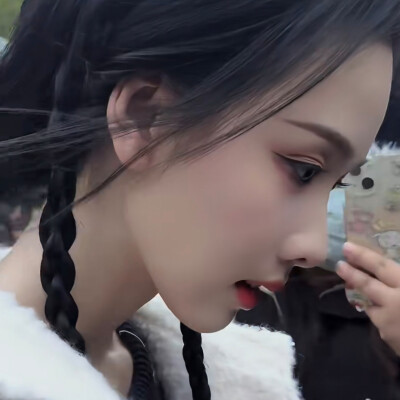 陈都灵