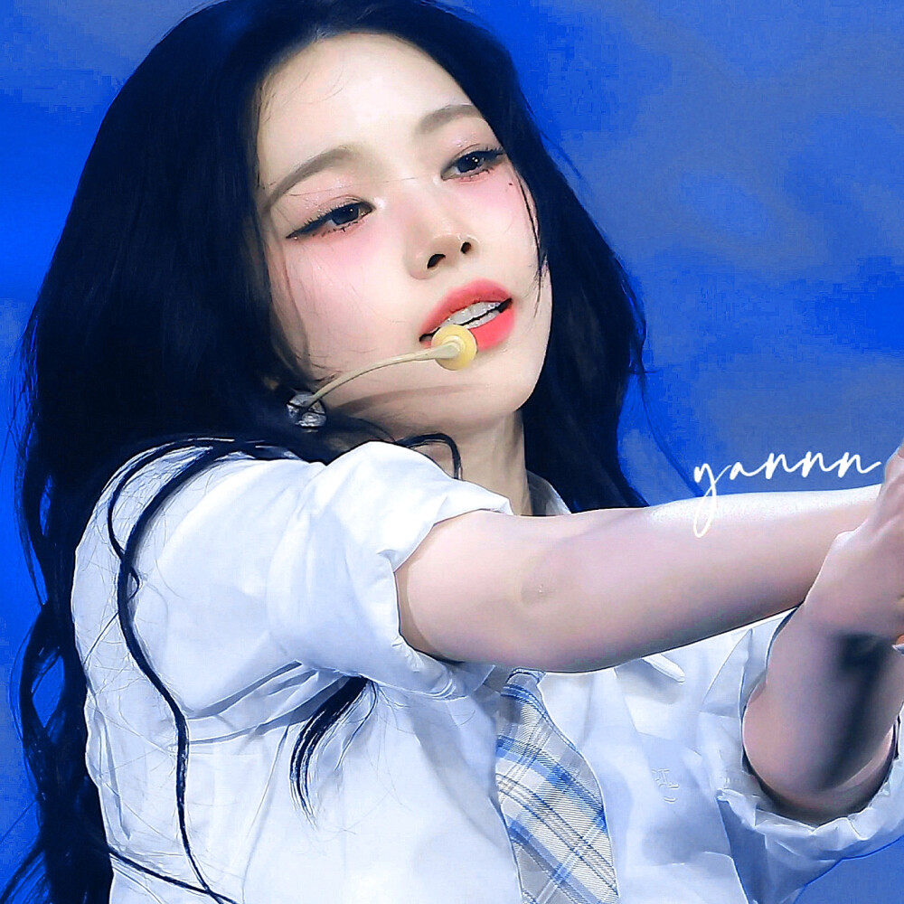 첫 사랑니 (初智齿)