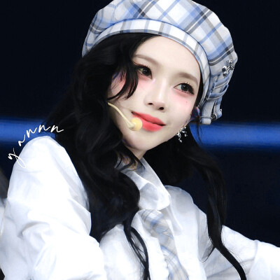 첫 사랑니 (初智齿)