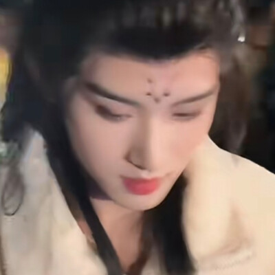 闫桉