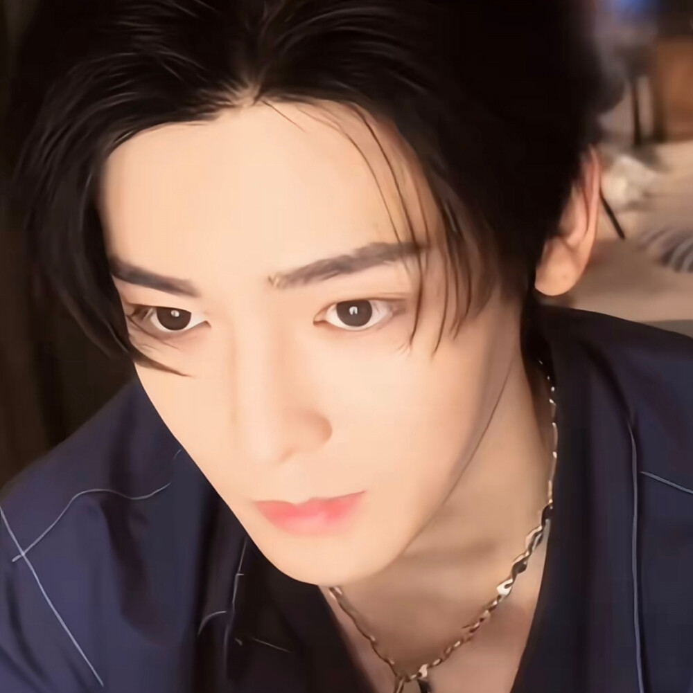 侯明昊