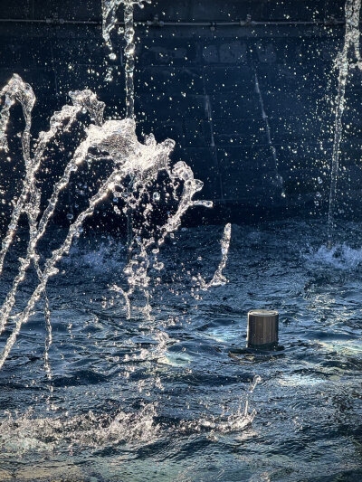 水