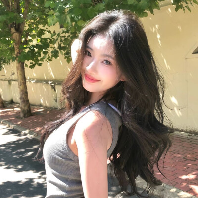 开心永驻
Mexlyyy女头
夏日
吊带
辣妹
墨镜