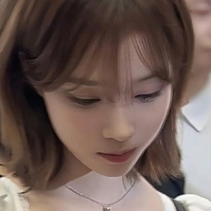女孩我投降
