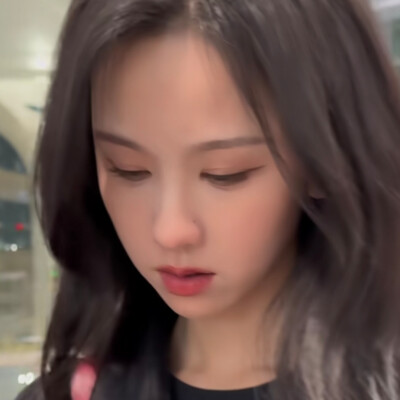 陈都灵