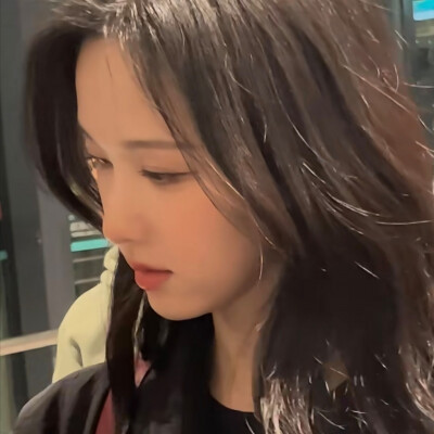 陈都灵